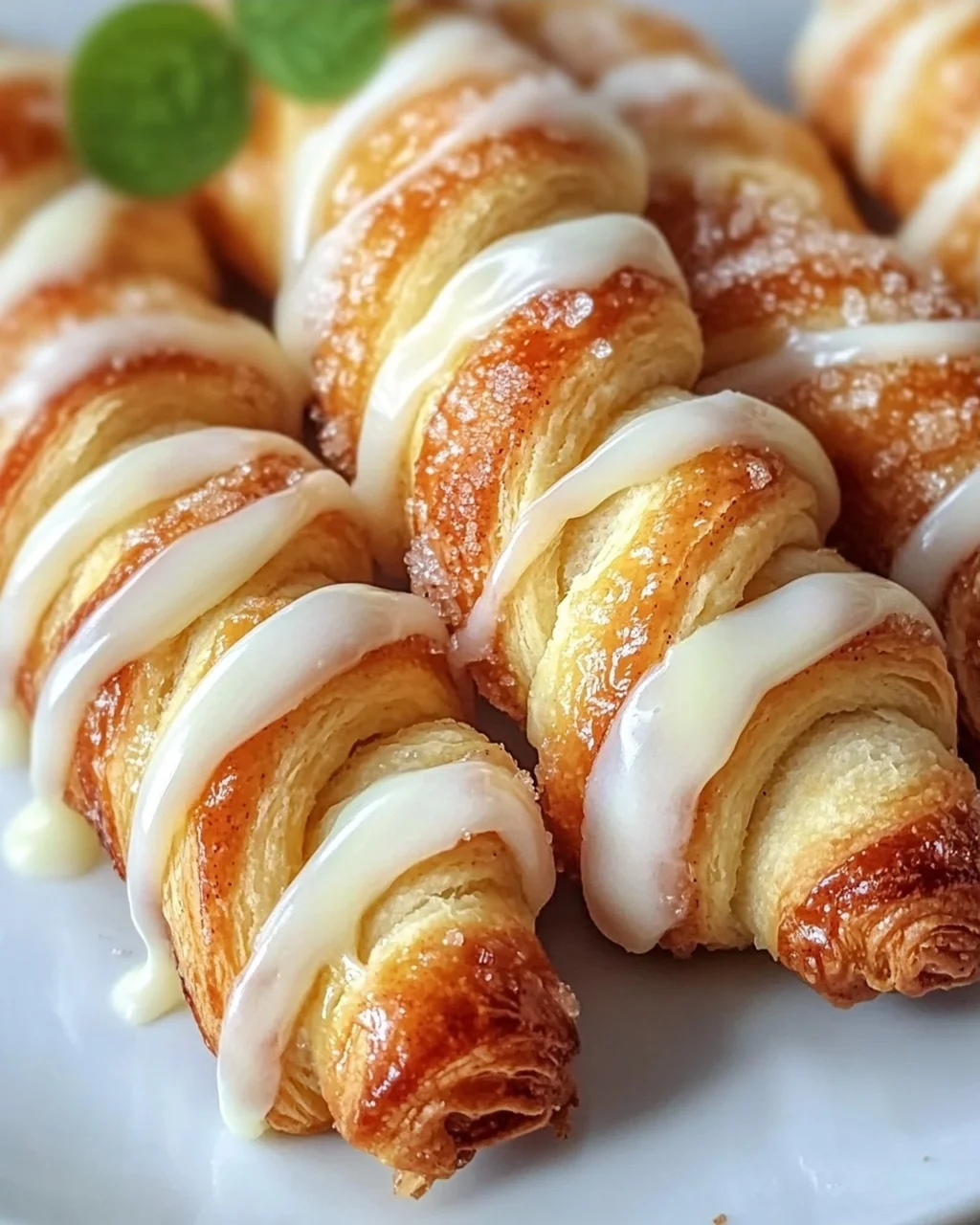 Käse-Zimt-Drehriegel mit Frischkäse-Glasur Rezept
