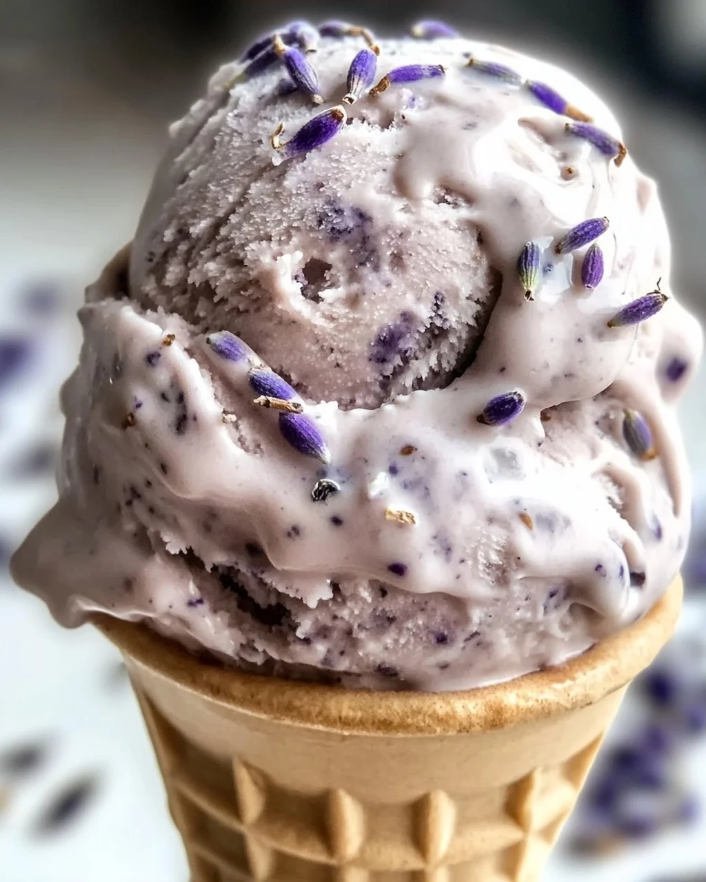Lavendel Earl Grey Eiscreme selbstgemacht ohne Eismaschine